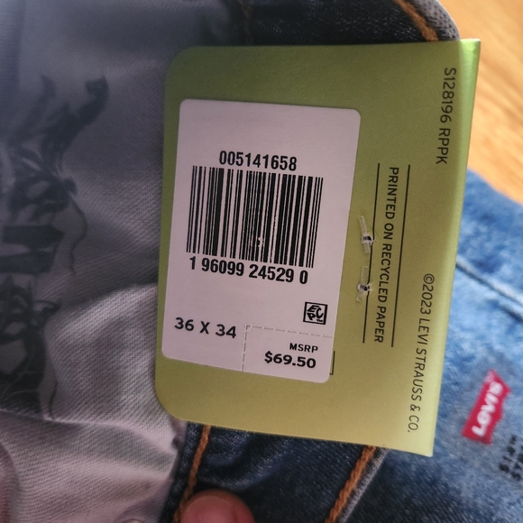 NWT Levi's 514 Straight Jeans - Picture 7 of 11
